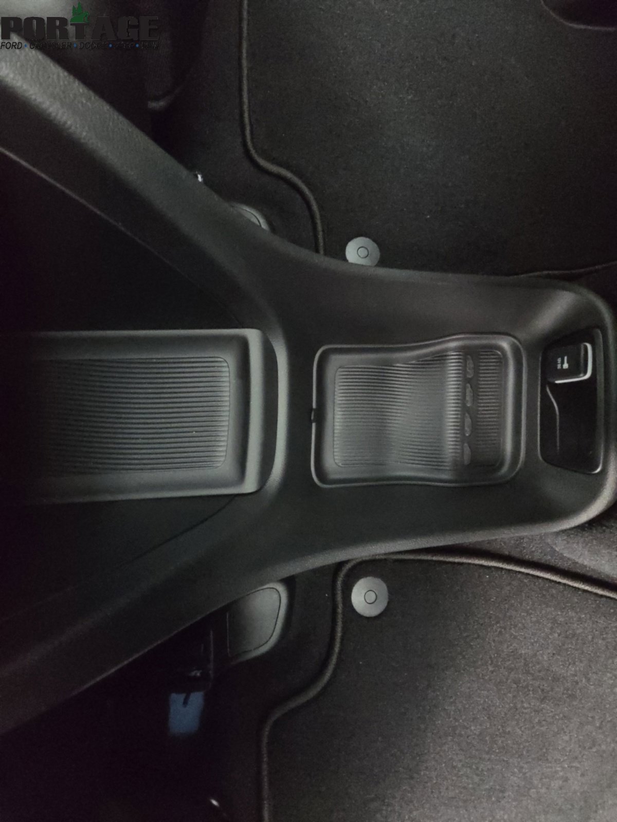 New 2027 Chrysler Pacifica Select AWD/4WD image 47