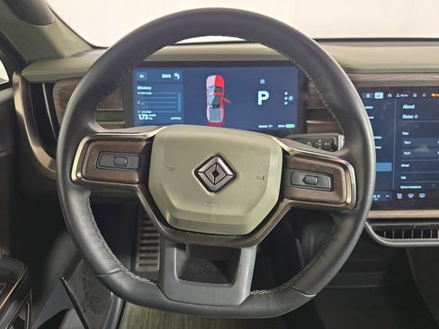 Used 2022 Rivian R1T Launch Edition image 27