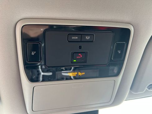 New 2026 Toyota Grand Highlander AWD Hybrid image 23