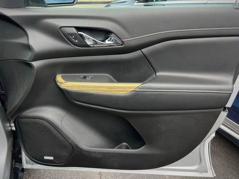 Used 2019 GMC Acadia Denali w/ Technology Package image 35