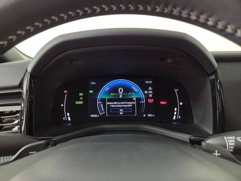 Used 2025 Toyota Camry SE w/ Convenience Package FWD image 14