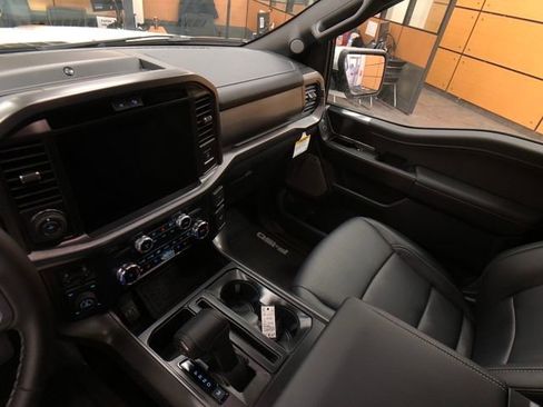 New 2025 Ford F150 Lariat w/ Equipment Group 501A Mid image 19