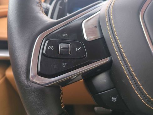 Used 2023 Chevrolet Corvette Z06 image 14