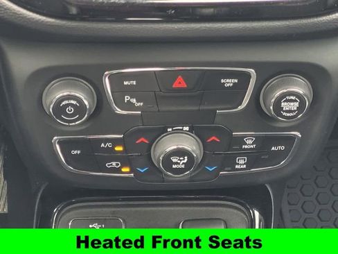 Used 2020 Jeep Compass Latitude image 15