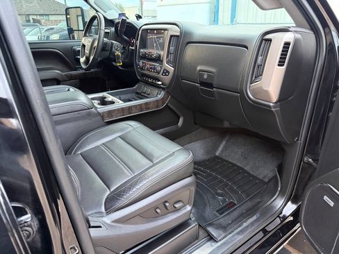 Used 2015 GMC Sierra 3500 Denali w/ Duramax Plus Package image 23