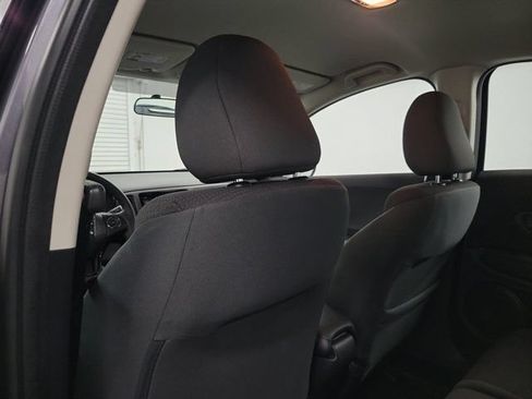 Used 2022 Honda HR-V LX image 13