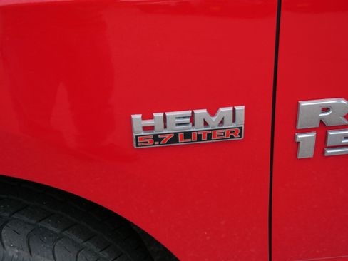 Used 2013 RAM 1500 Express AWD/4WD image 17
