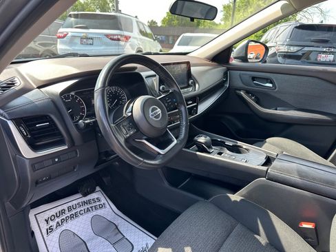 Used 2021 Nissan Rogue SV FWD image 15
