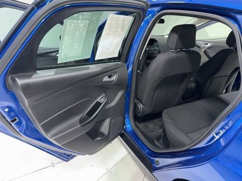 Used 2018 Ford Focus SE FWD image 22