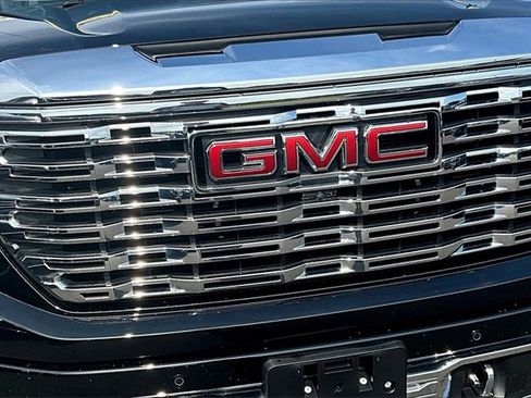 Used 2023 GMC Sierra 1500 Denali image 29