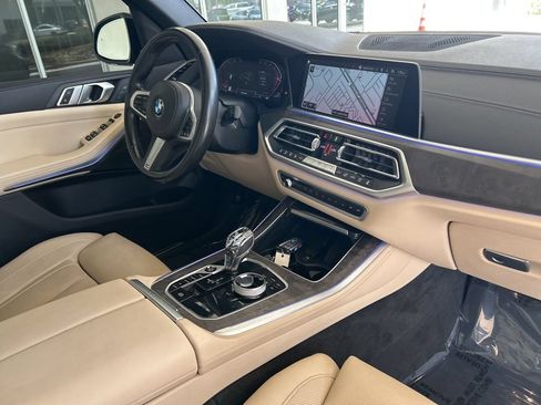 Used 2022 BMW X5 xDrive40i w/ M Sport Package AWD/4WD image 24