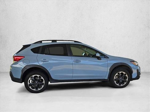 Used 2021 Subaru Crosstrek 2.0i Premium w/ Moonroof Package AWD/4WD image 4
