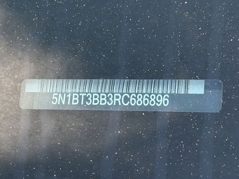 Used 2024 Nissan Rogue SV image 34