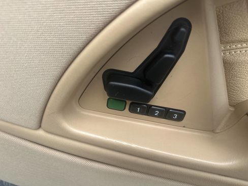 Used 2002 Mercedes-Benz SL 500 image 40