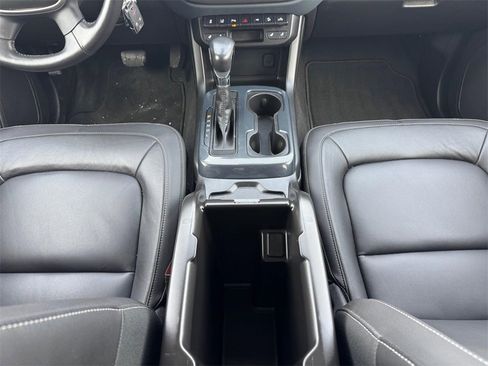 Used 2022 Chevrolet Colorado Z71 w/ Safety Package image 17