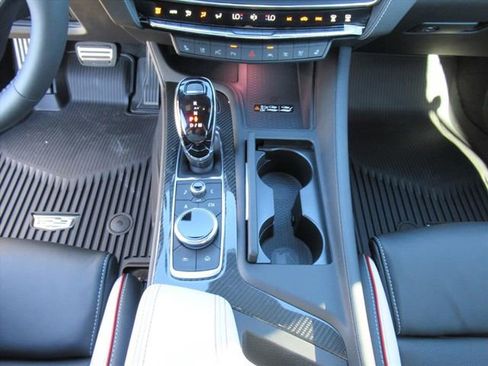 New 2026 Cadillac CT5 V Blackwing w/ Carbon Fiber 2 Package image 23