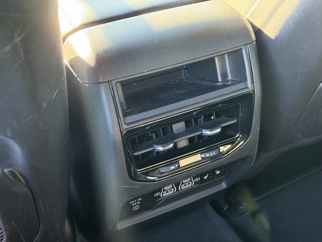Used 2024 Jeep Grand Cherokee Limited AWD/4WD image 34