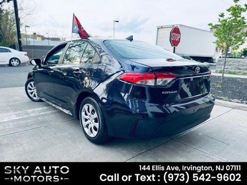 Used 2023 Toyota Corolla LE image 6