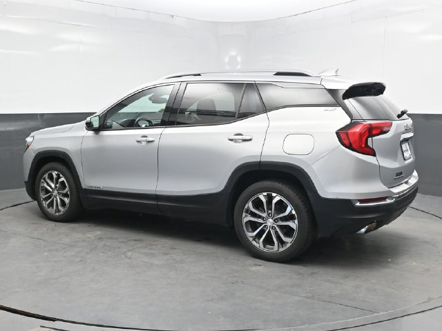 Used 2020 GMC Terrain SLT w/ Preferred Package FWD image 4