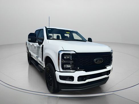 New 2025 Ford F250 Lariat w/ Lariat Ultimate Package image 4