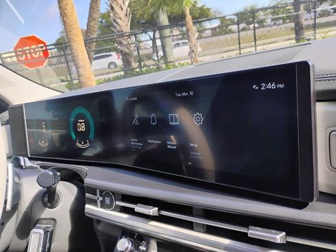 Used 2024 Hyundai Santa Fe SEL image 33