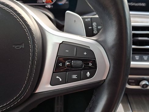 Used 2021 BMW X5 M50i w/ Executive Package image 26