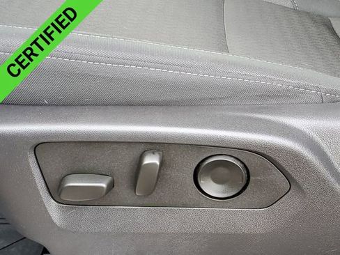 Used 2025 Chevrolet Silverado 2500 LT image 37