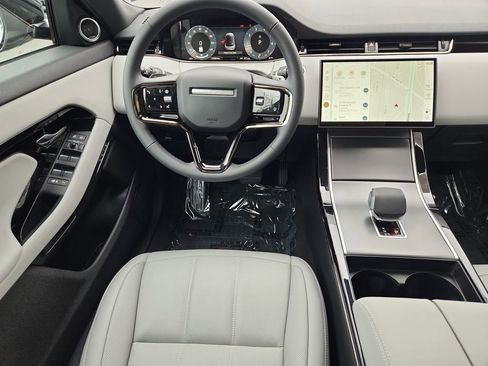 Certified 2026 Land Rover Range Rover Evoque S AWD/4WD image 4