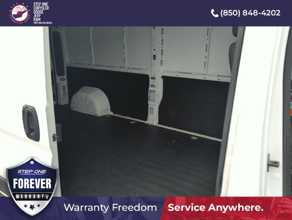Used 2025 RAM ProMaster 2500 w/ Convenience Group FWD image 23