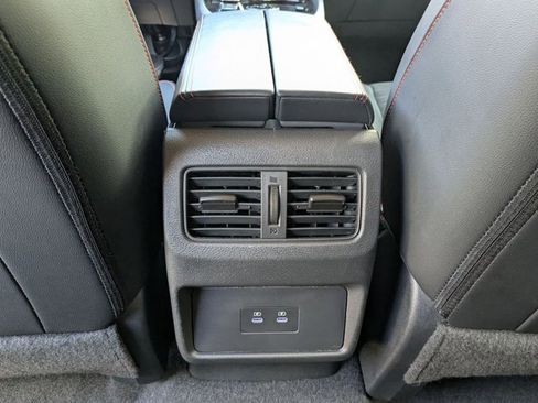 Certified 2025 Nissan Rogue SV image 17