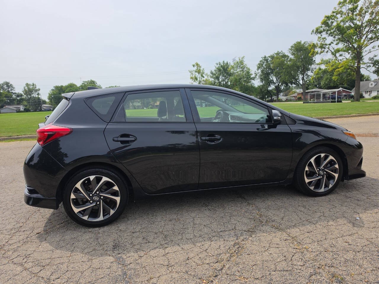 Used 2016 Scion iM FWD image 7