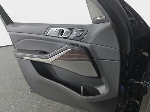 New 2026 BMW X7 xDrive40i image 28
