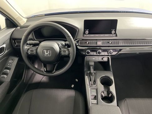 Certified 2024 Honda Civic EX image 4