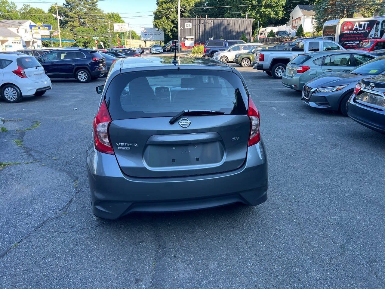 Used 2017 Nissan Versa Note SV FWD image 17