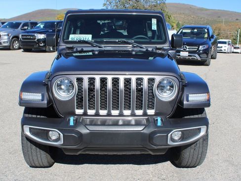 Used 2023 Jeep Wrangler Unlimited Sahara image 2