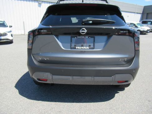 Used 2026 Nissan Kicks SV w/ Cold Weather Package AWD/4WD image 6