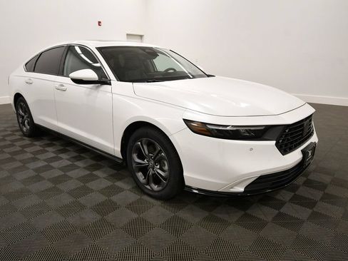 Certified 2024 Honda Accord EX-L image 10