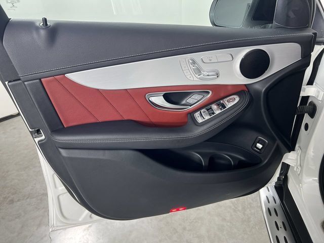 Used 2023 Mercedes-Benz GLC 300 4MATIC Coupe image 22