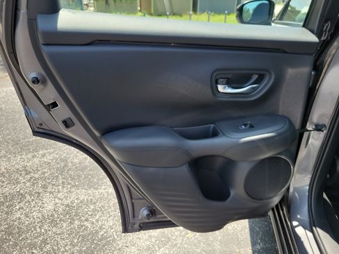 Used 2025 Honda HR-V LX image 21