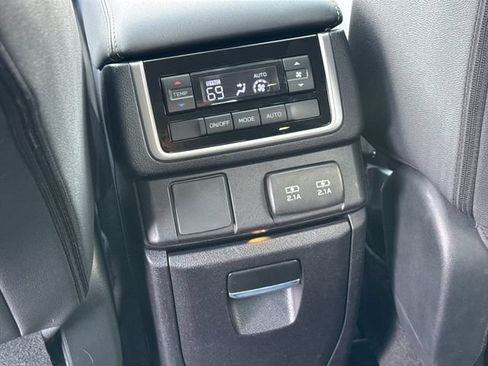 Used 2022 Subaru Ascent Onyx Edition AWD/4WD image 24