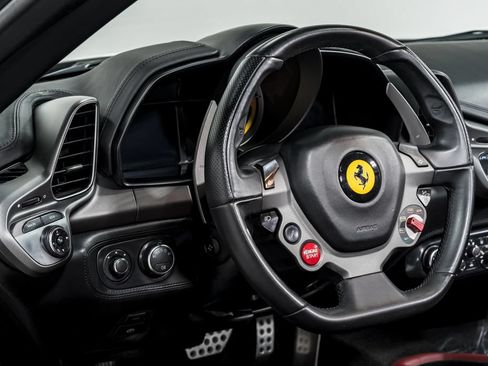Used 2014 Ferrari 458 Spider RWD image 12