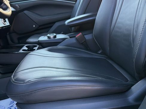 Certified 2023 Ford Mustang Mach-E Premium image 17