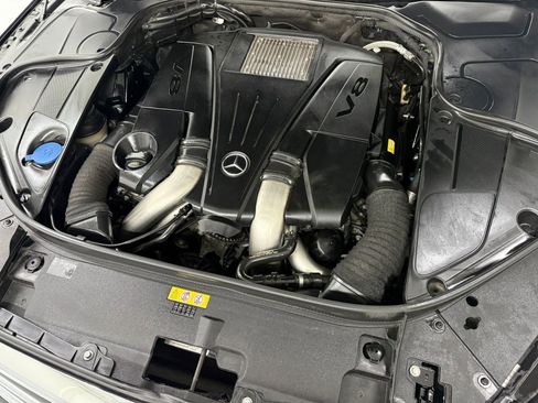 Used 2017 Mercedes-Benz Maybach S 550 4MATIC image 53