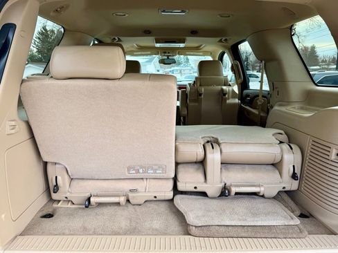 Used 2014 Chevrolet Tahoe LTZ image 12