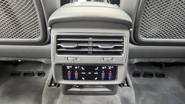 Used 2025 Audi Q7 3.0T Prestige w/ Prestige Package AWD/4WD image 55
