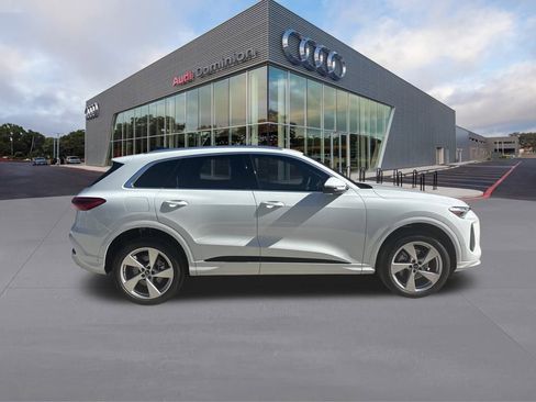 New 2025 Audi Q5 2.0T Premium Plus image 4