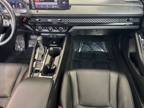 Used 2025 Honda Accord Touring image 31