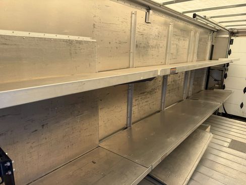 Used 2019 Ford E-450 and Econoline 450 Super Duty RWD image 14