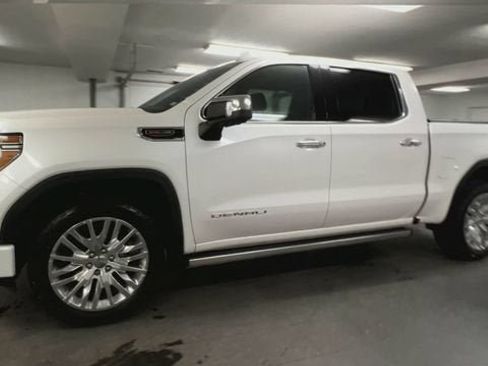 Certified 2019 GMC Sierra 1500 Denali w/ Denali Ultimate Package AWD/4WD image 4