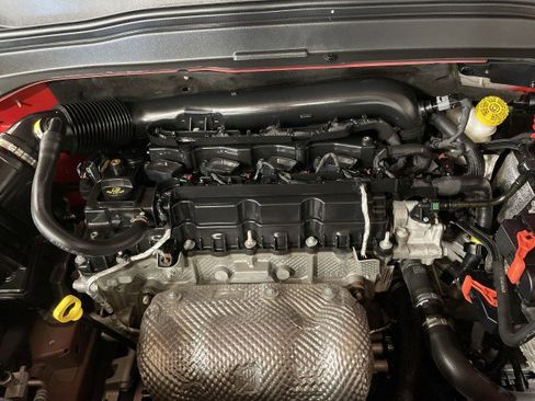 Used 2021 Jeep Renegade Sport image 24